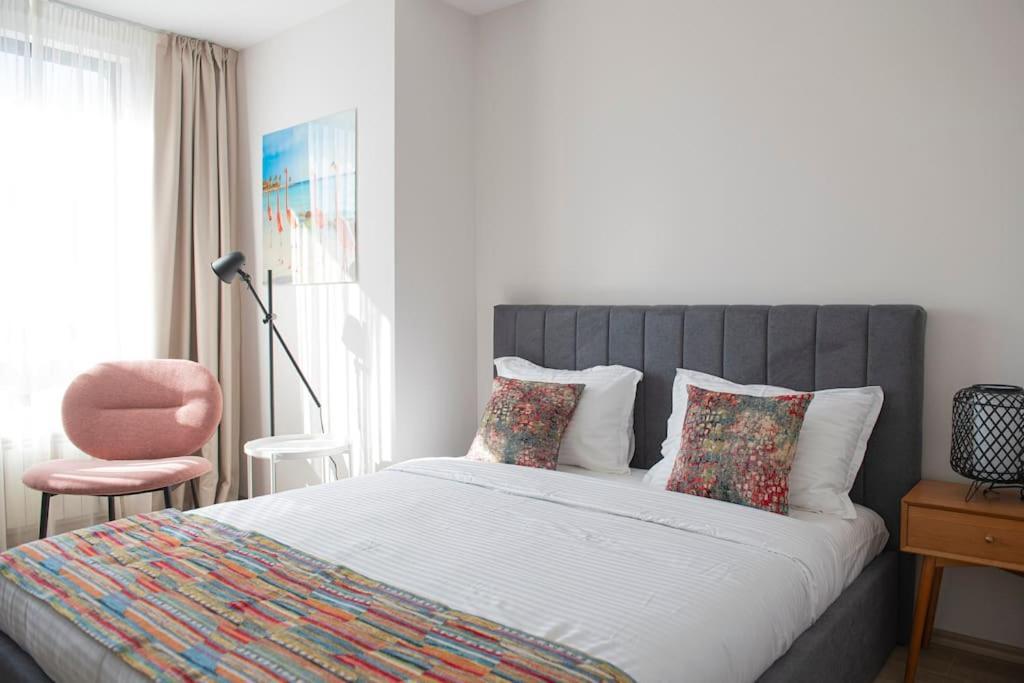 Madrid: A Modern 2-Bedroom Apartment With Parking Sofia Exterior foto
