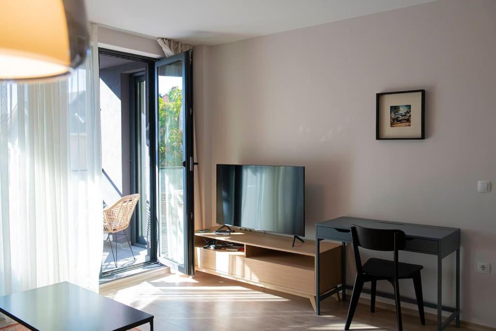 Madrid: A Modern 2-Bedroom Apartment With Parking Sofia Exterior foto